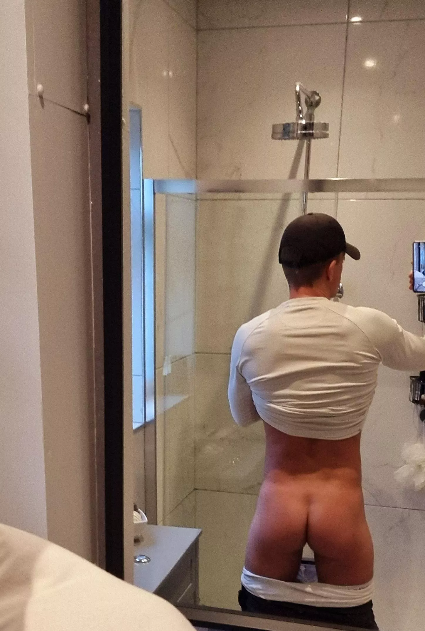 📫 Special delivery 📫 Did someone order a tight little package? 🔥😈🍑