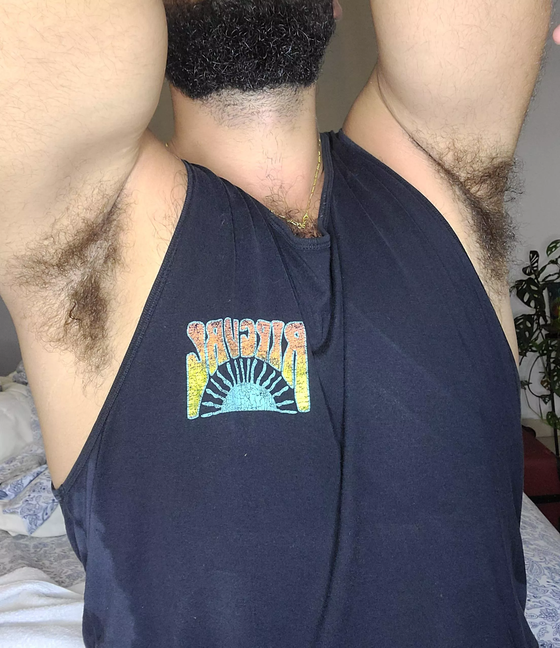 Sweaty shirt sweaty pits.