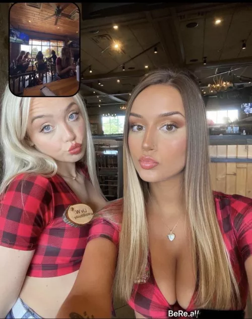 Two hot Twin Peaks waitresses