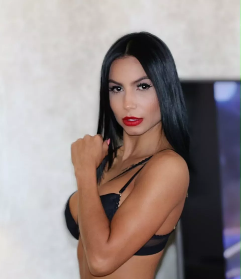 What do you think about my new hair color baby?☺️