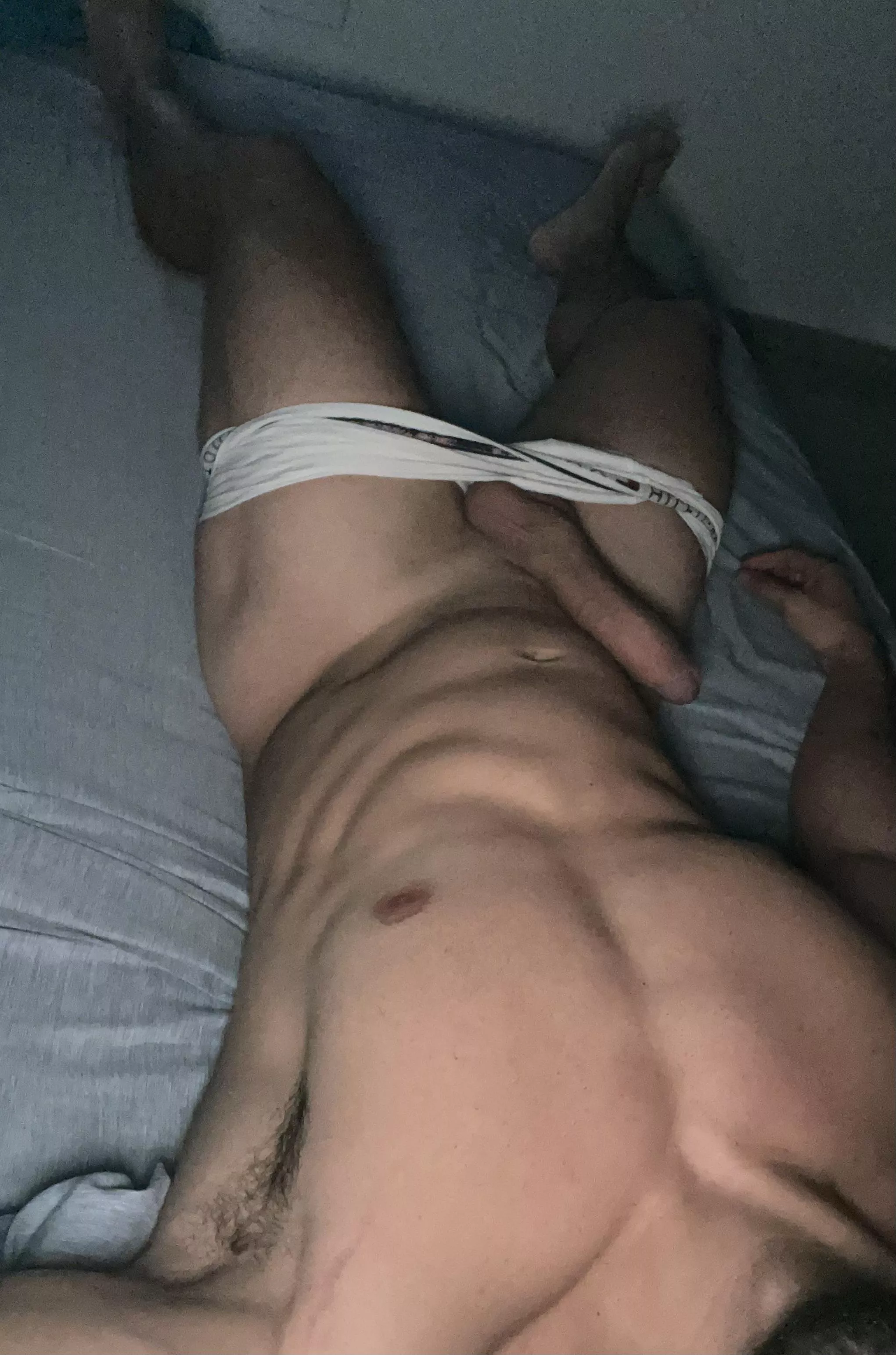 who wants to come to my bed?