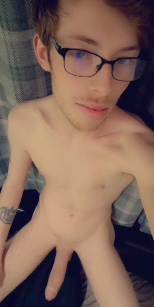 Would you come play with it 😜😜