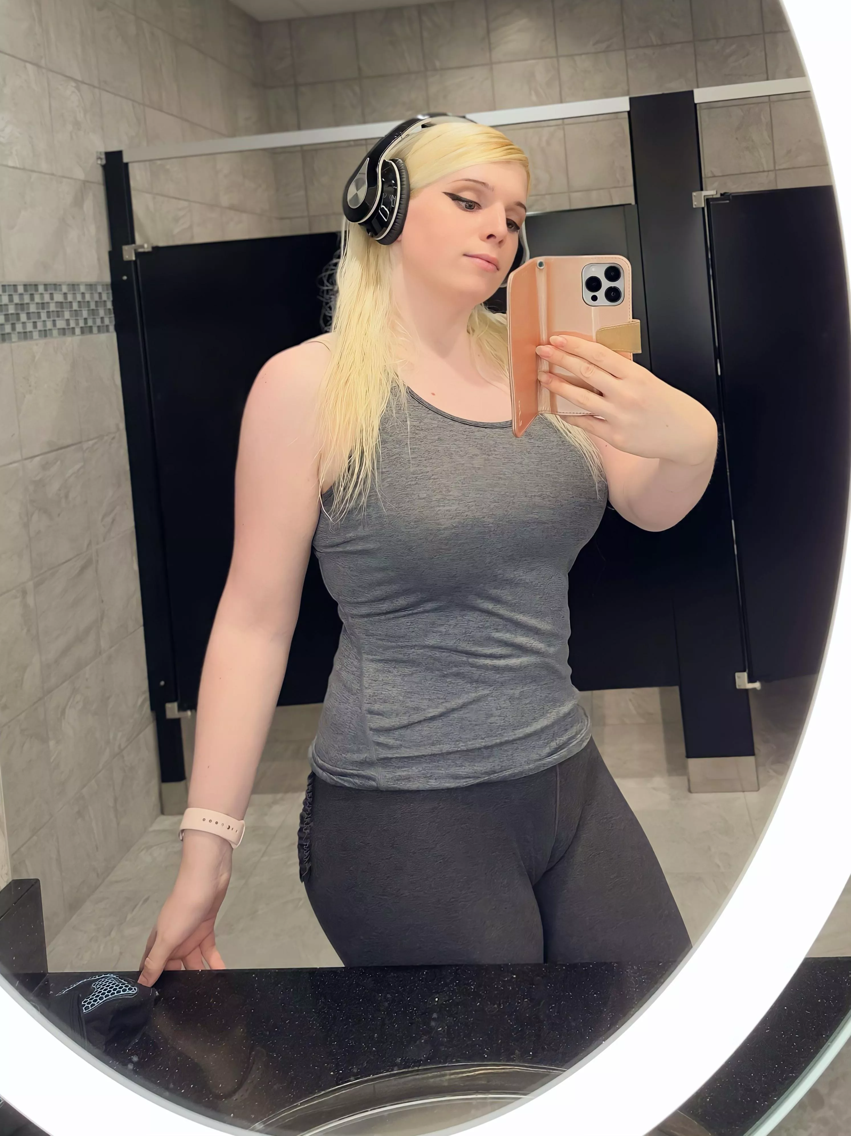 Would you love a strong tgirl? 👀