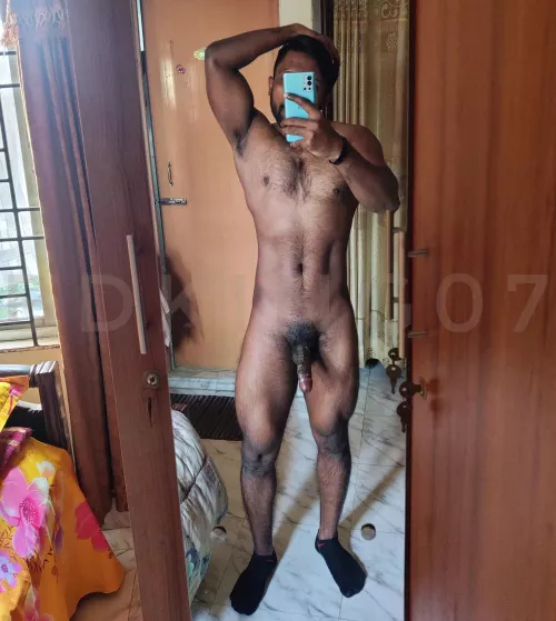 Would you love to join me in my morning bed 🤨