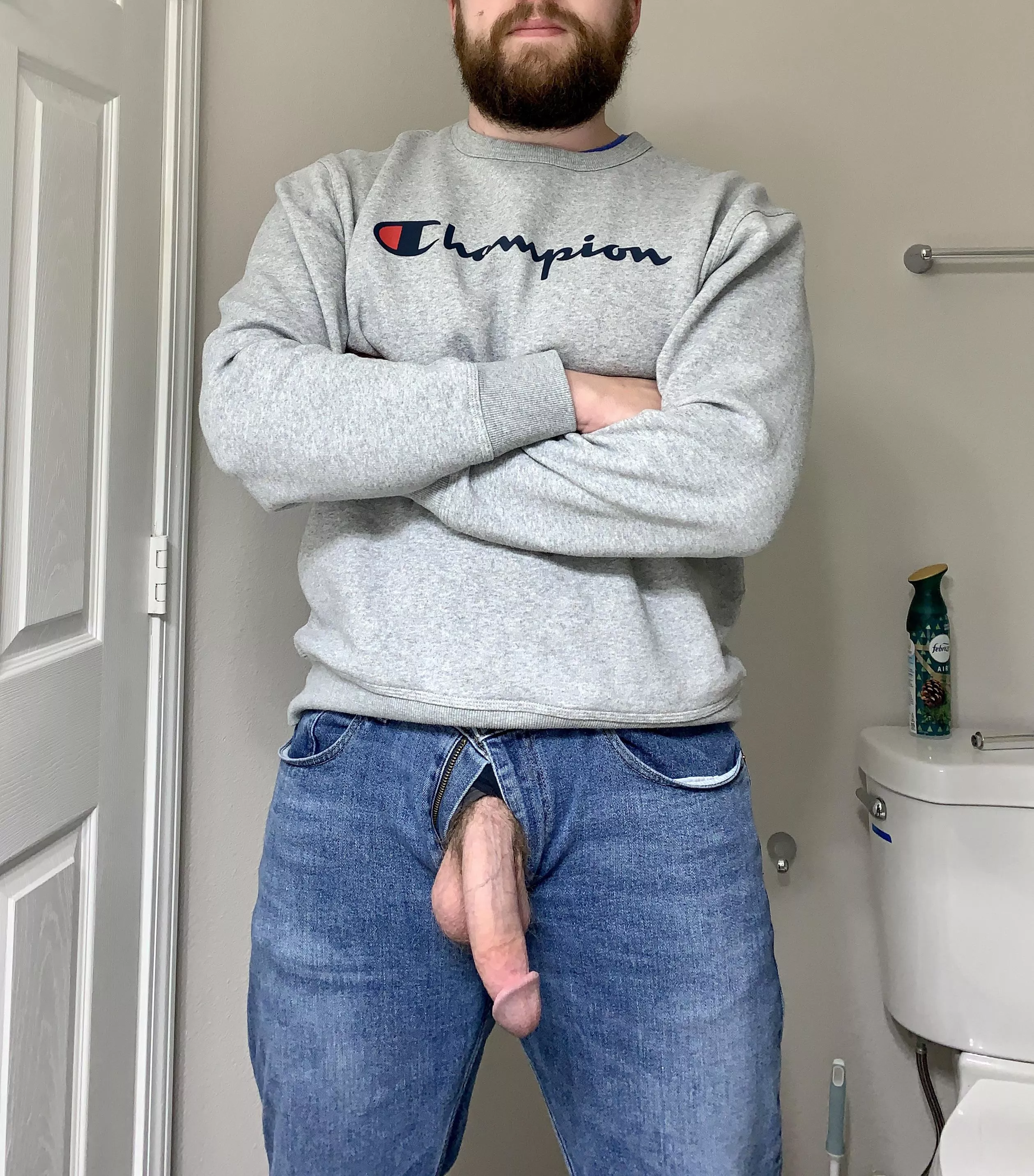 You never know what that dad at the grocery store is packing. [35]