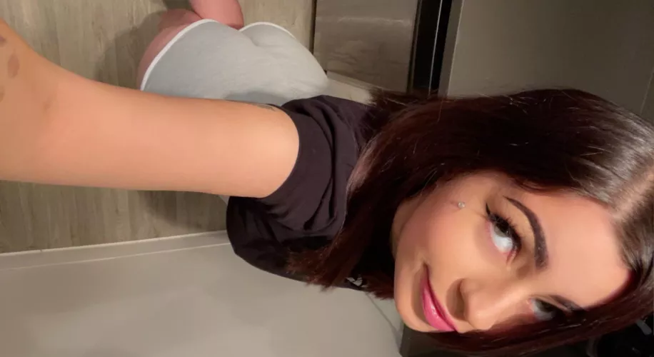 (18+F) Love to experiment with new boy toys 🫶🏼✨