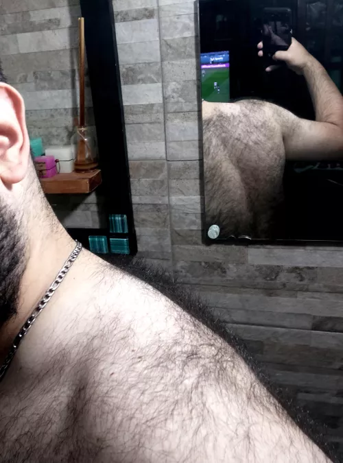 (26) should i get rid of my back hair?