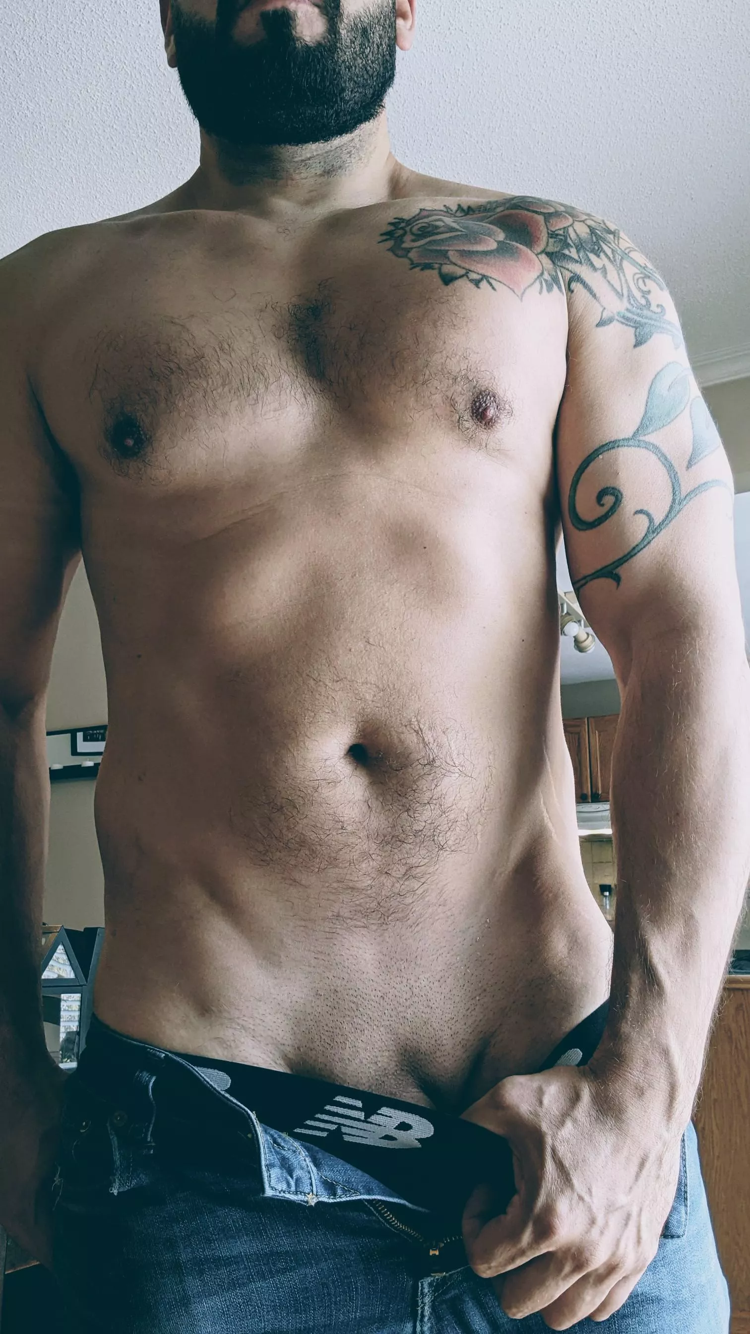 (38) It's Hump Day who wants to hump?