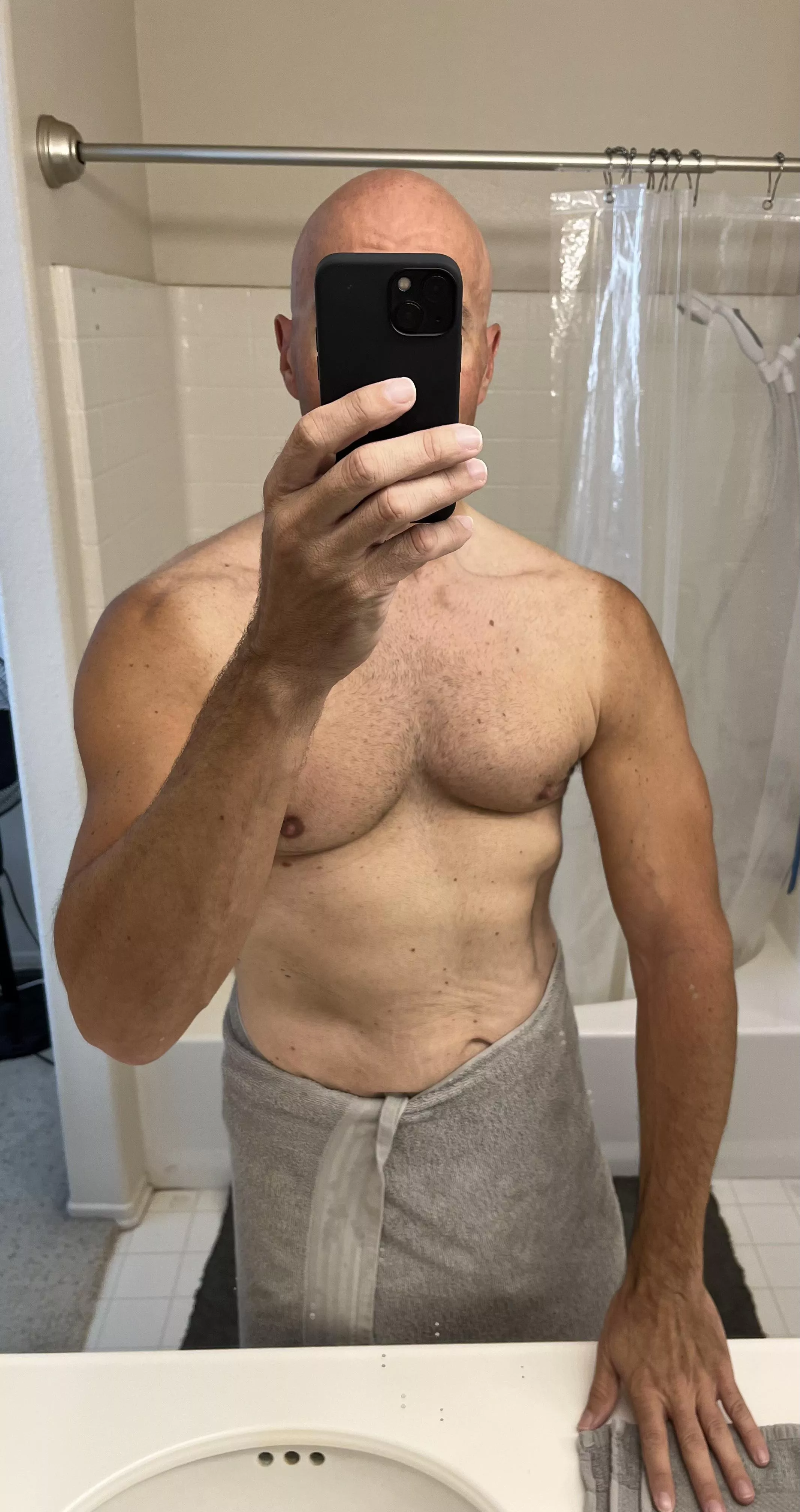 48M - Athletic Guy for SoCal Hotwives