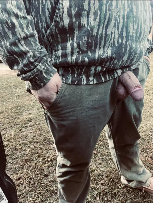 Another outside post! You on your knees?