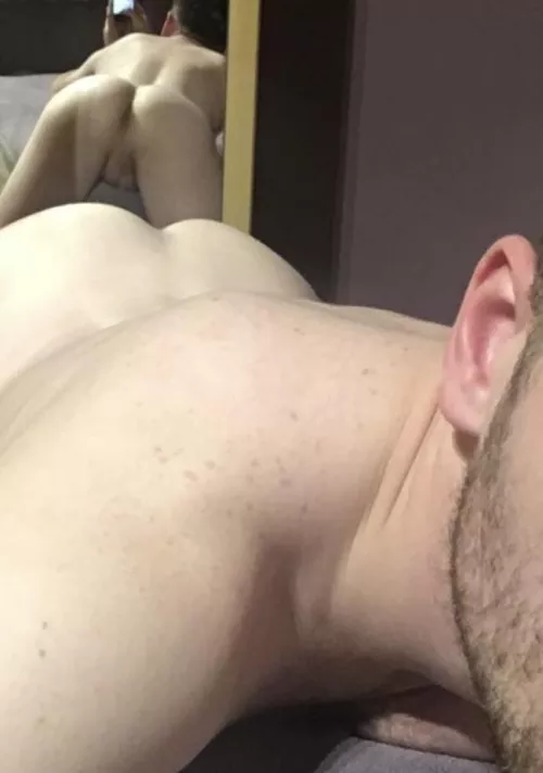 Any takers? 😉🍑