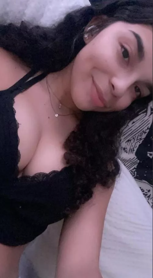 Beautiful face with 2 soft pillows