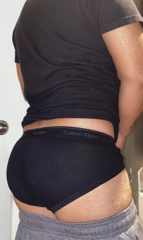 Black briefs make me feel 😈