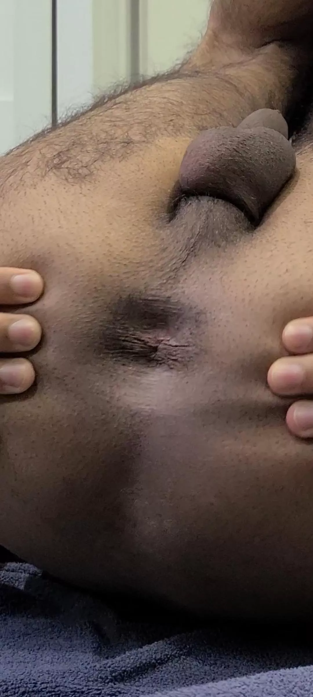 buttholes 18yr dm for more