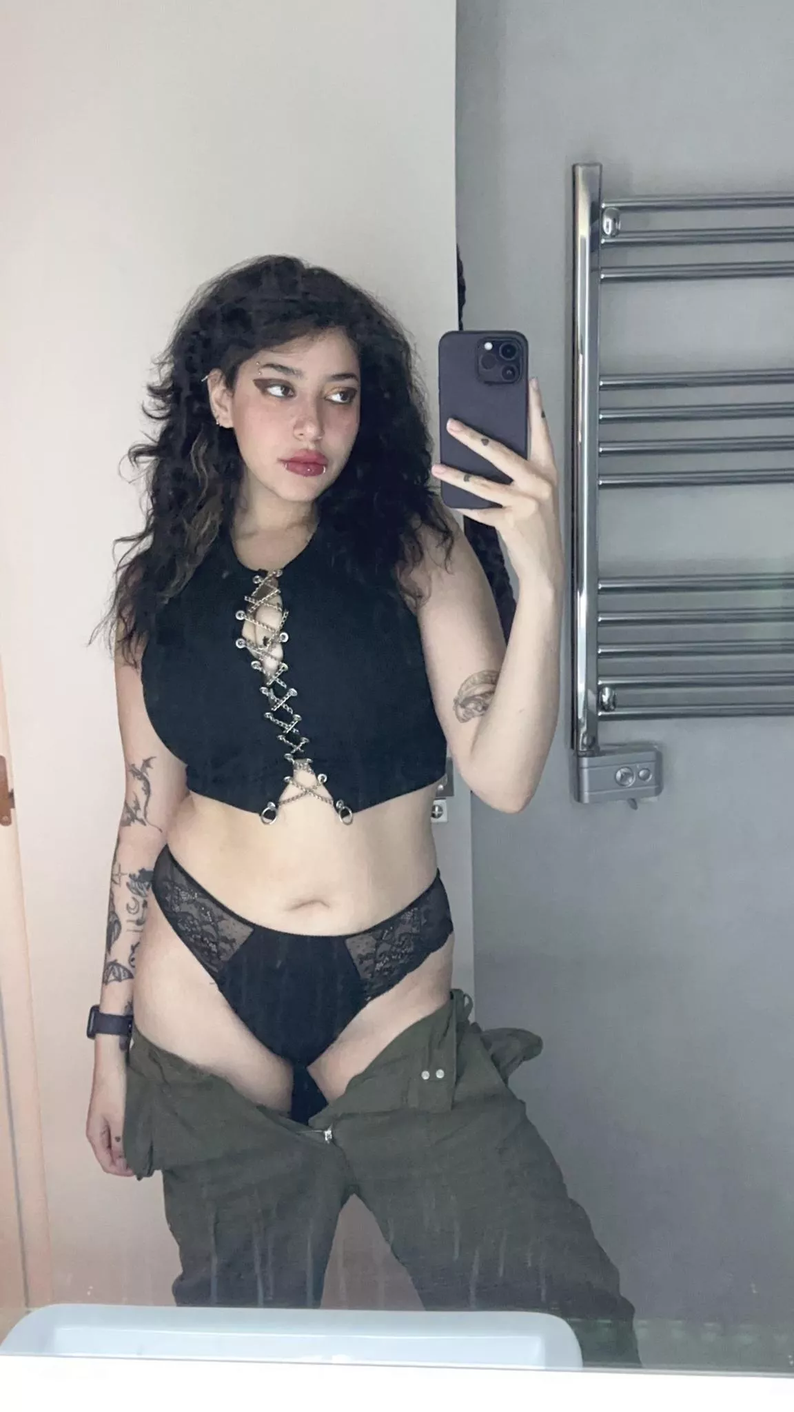 Can’t keep my pants on [F]