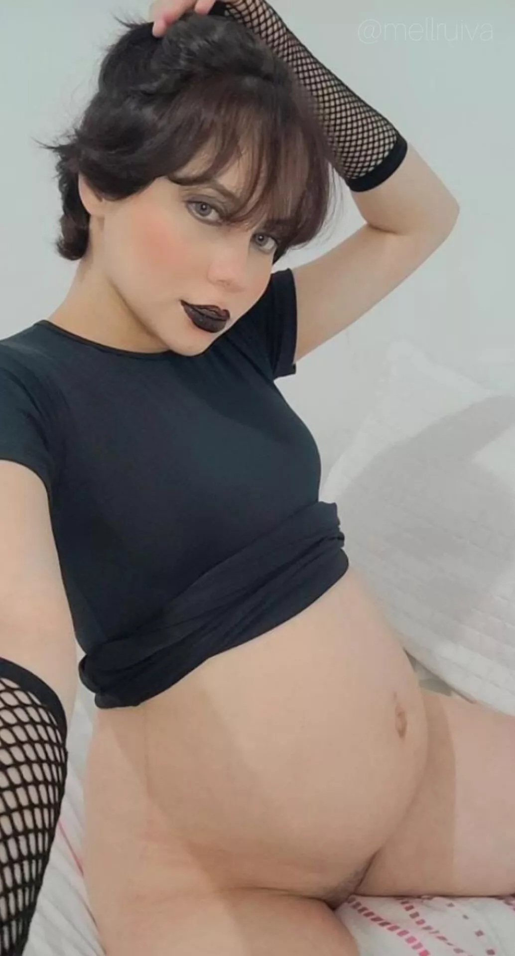 come fuck your pregnant nymphet 😈