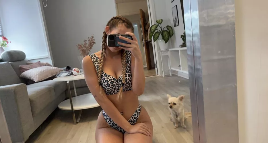 Could you manhandle my 91lb body 😈