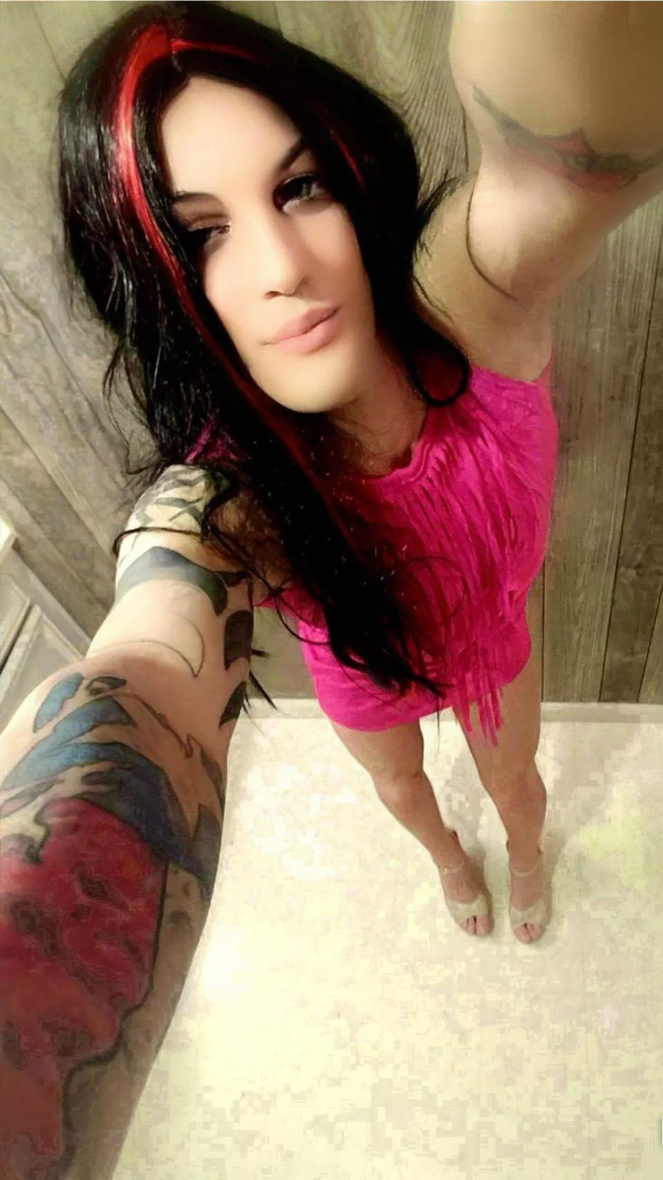 Dressed for the night!!! Dm open