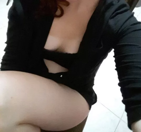 [F] Here's to remember the last time I had a great tan ;)