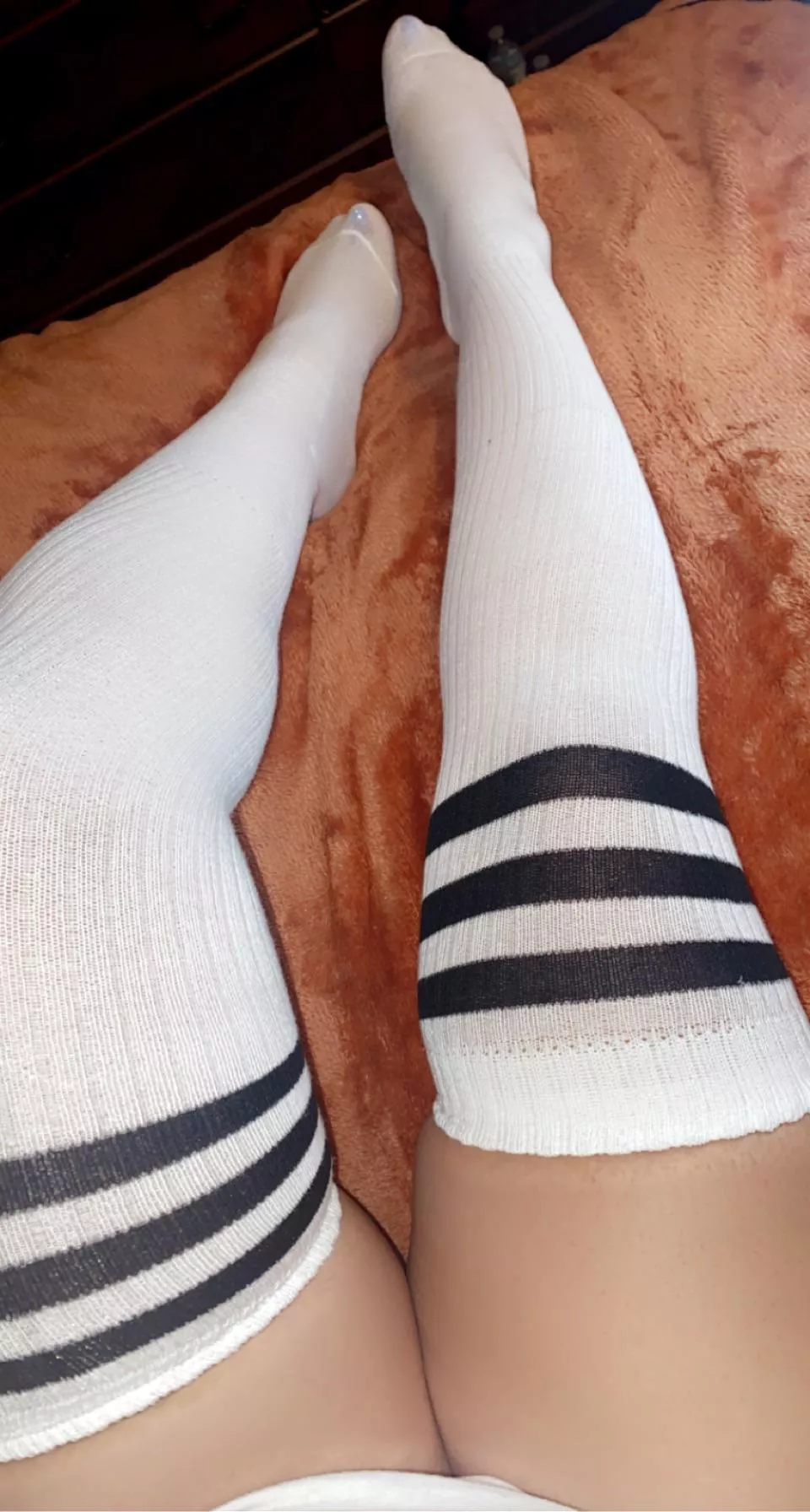 First post! Tell me if you like my thigh high socks bb.