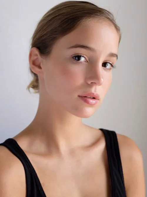 [Found] Alba Baptista