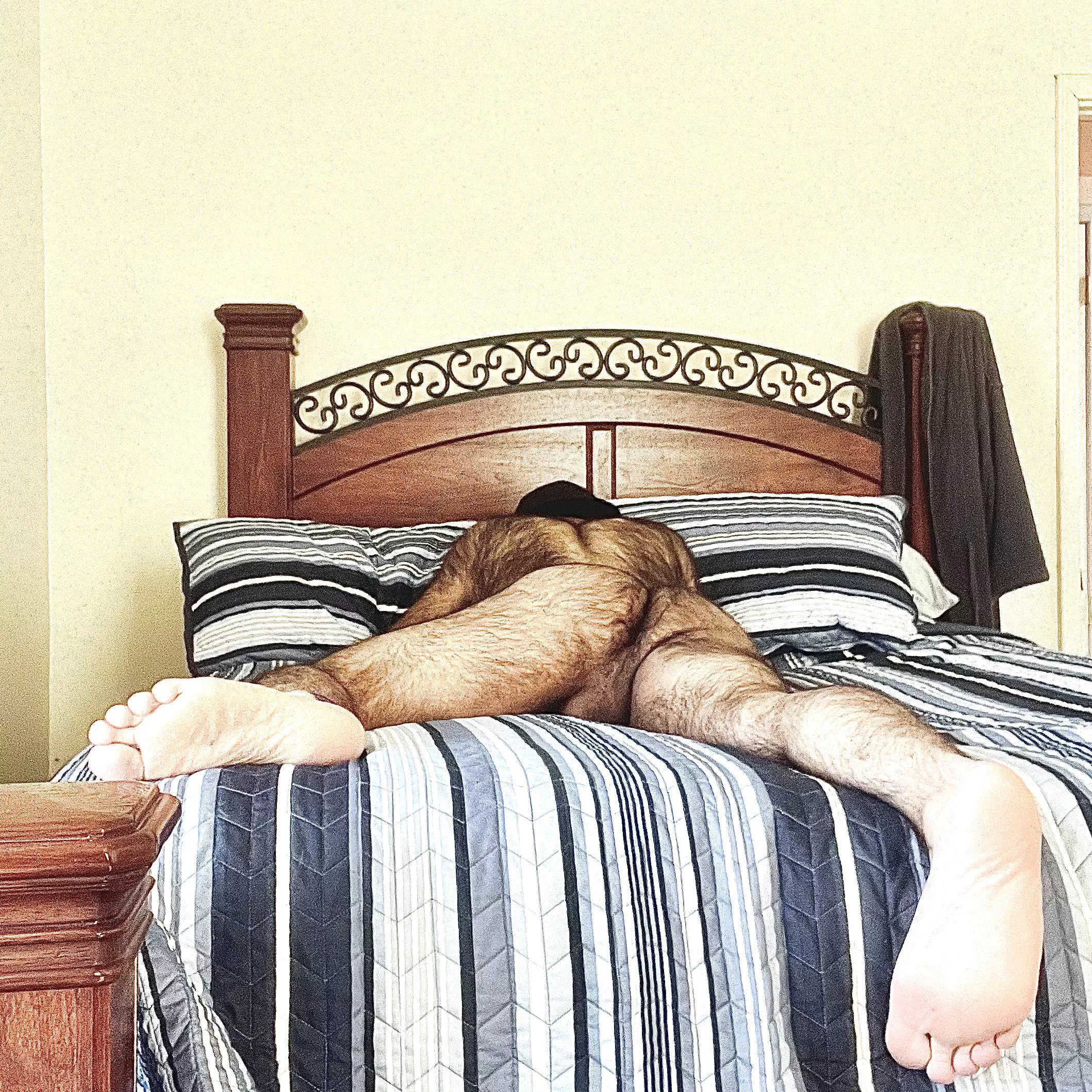 Glute rub please… sciatica has me on bed rest …