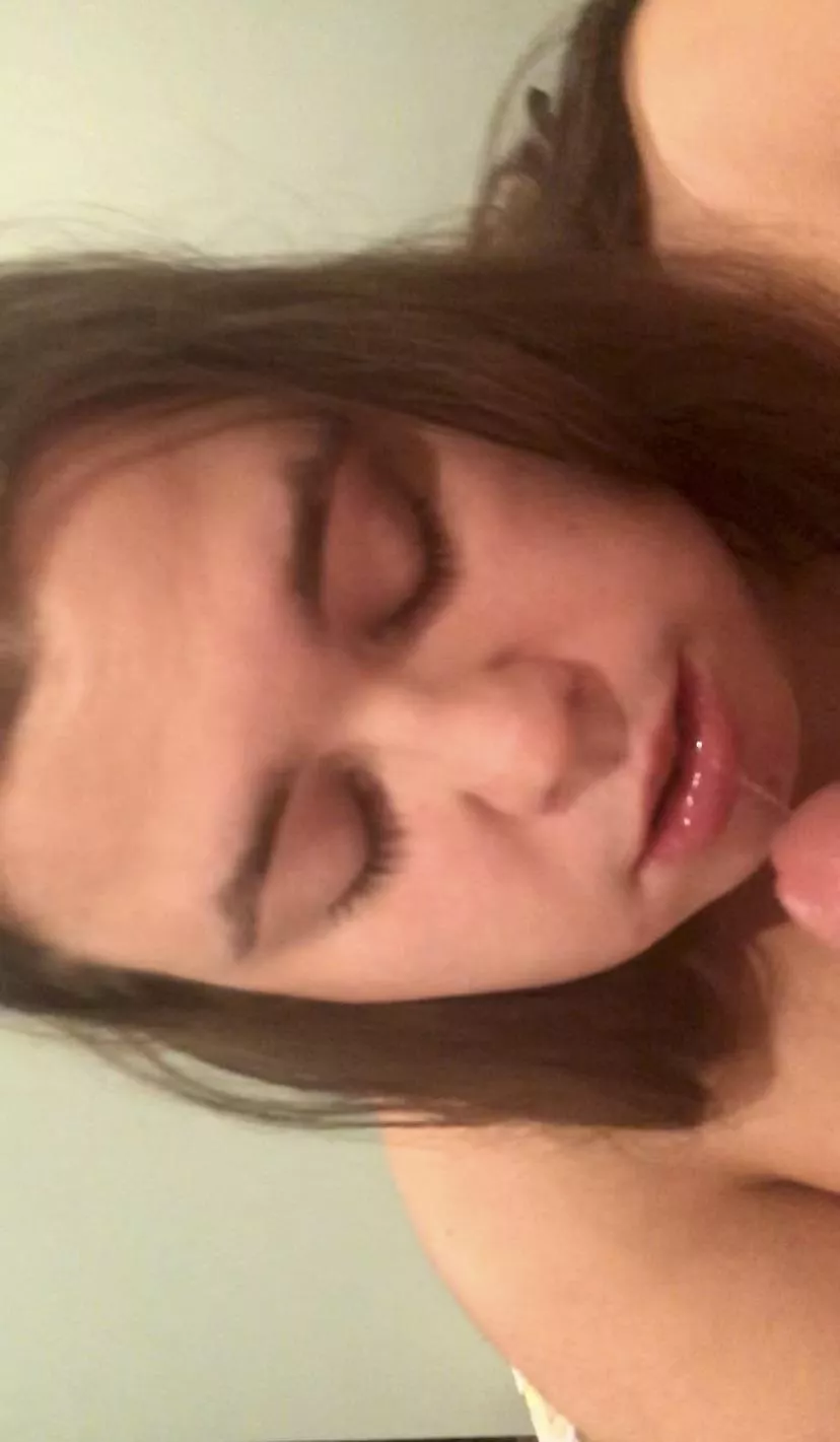 Good wives only [25F]