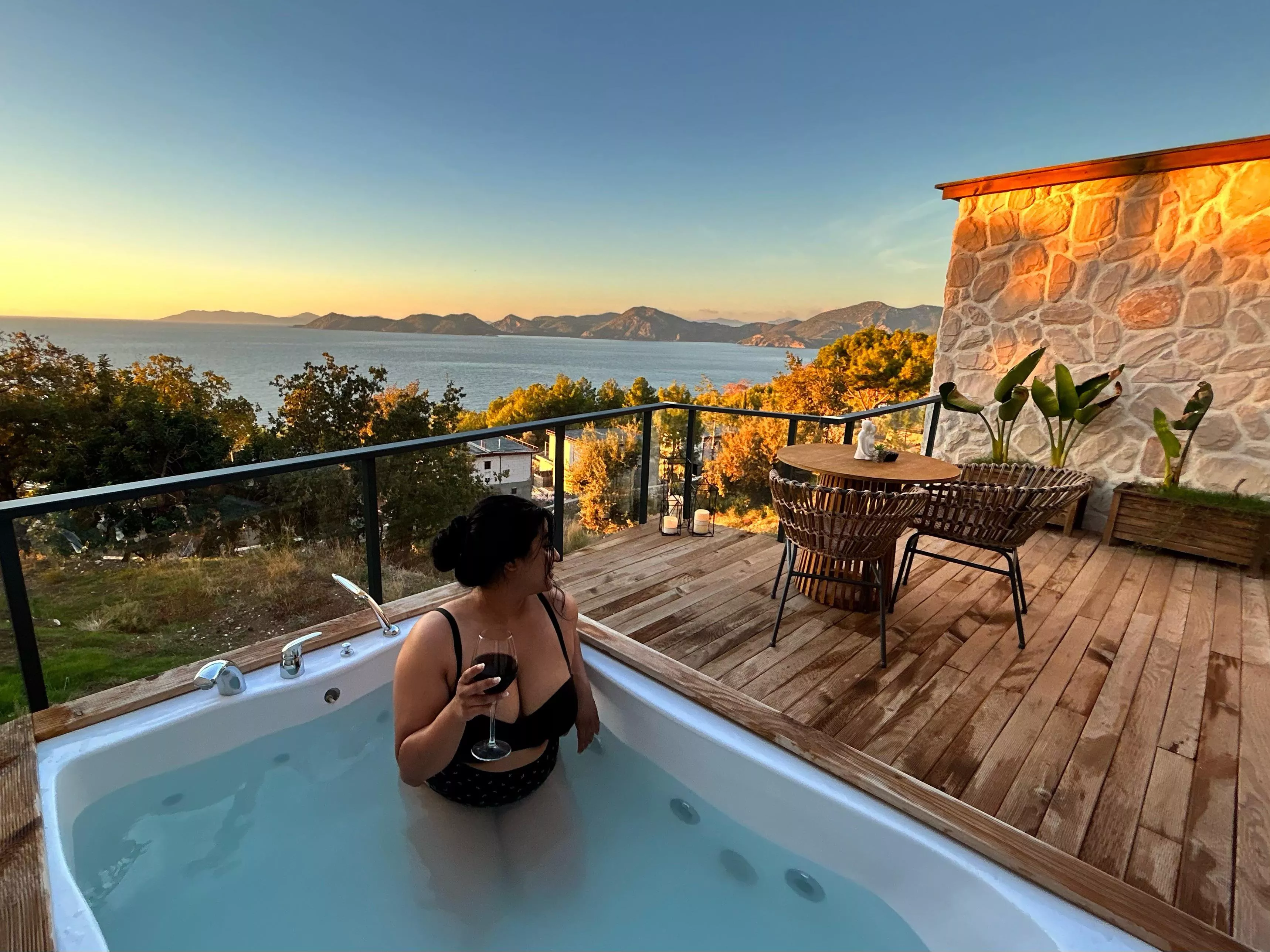 Happy Hump Day from Turkey! 🇹🇷 🍷