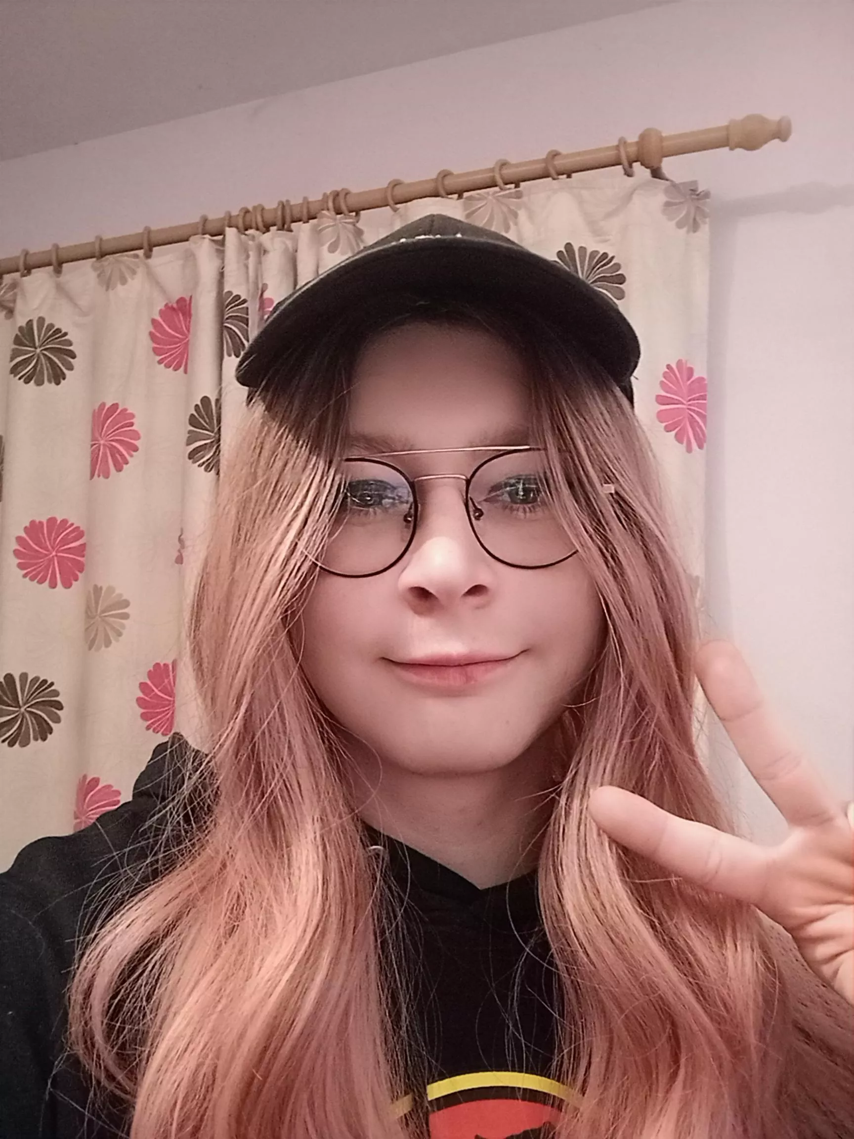 Hope everyone is doing well ❤️‍🩹 xx Or at least better than I am xx