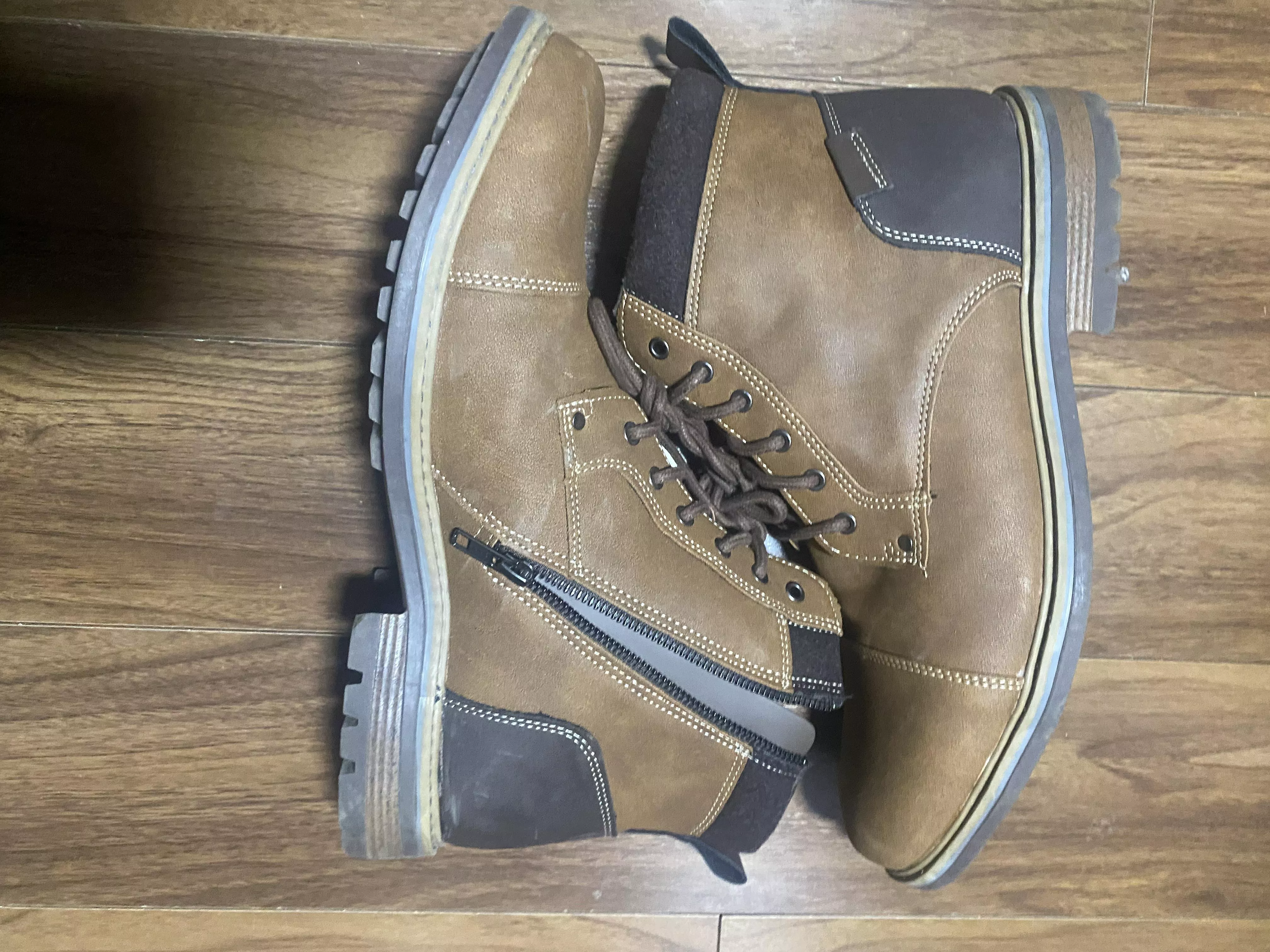 I got these boots from my cousin. Can these withstand heavy snow.