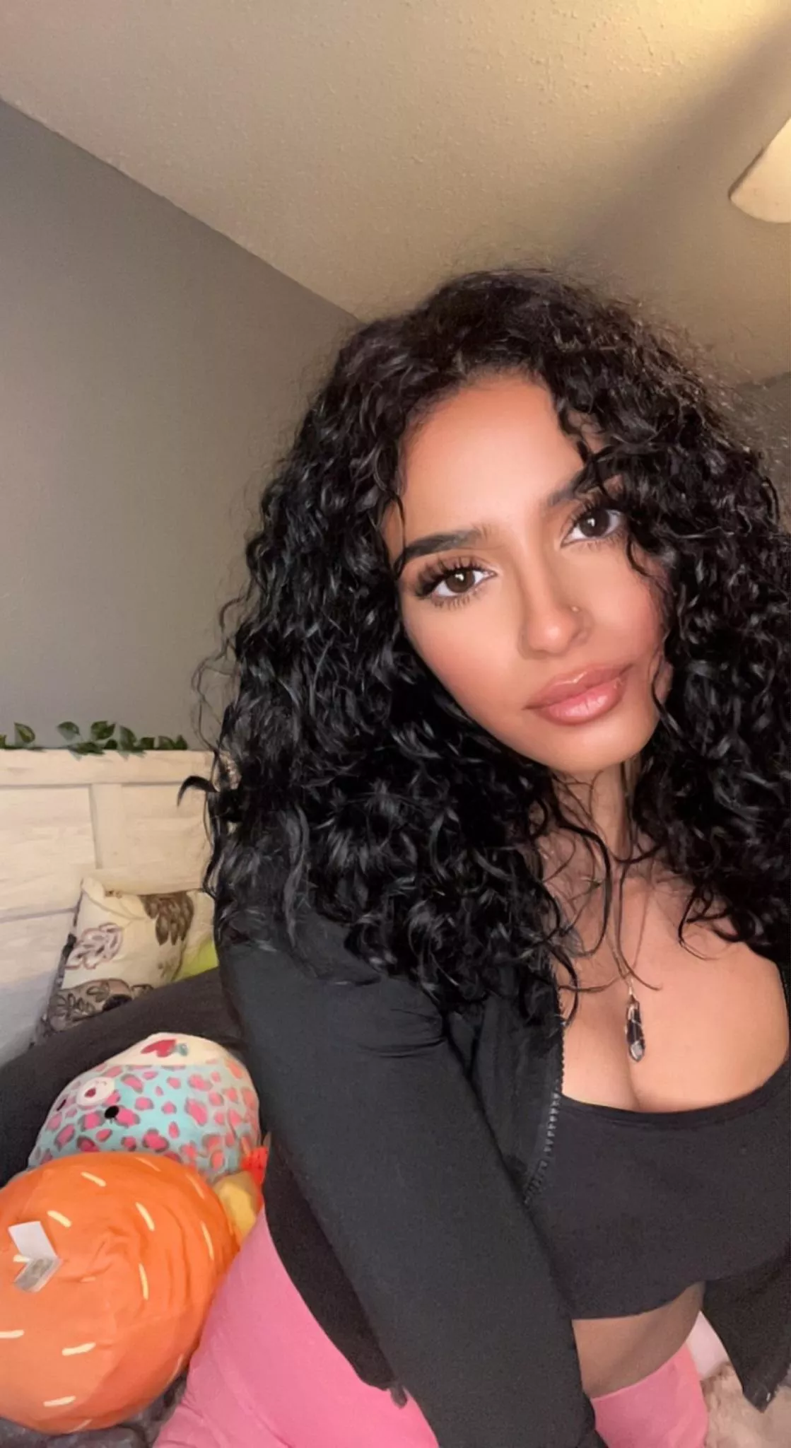 I just wanna be your lil asian girl 🥰