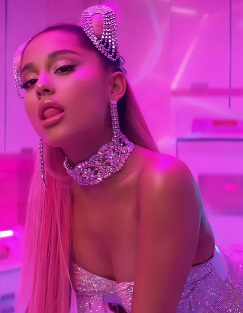 I need to cum for Ariana Grande before I go to sleep, can anyone help me out?