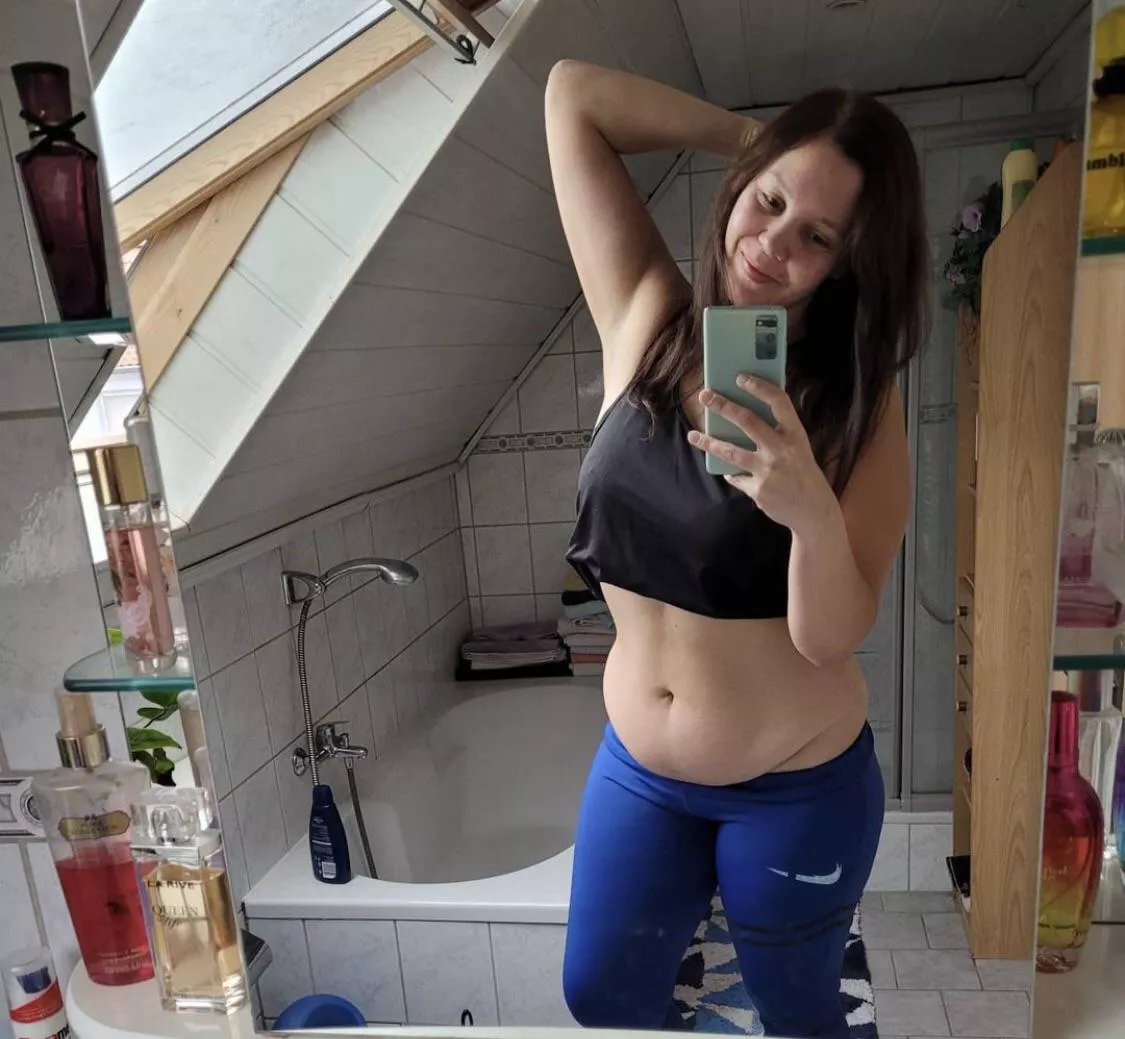 I think I need to gain more weight, I really have a huge appetite 🍕🍕