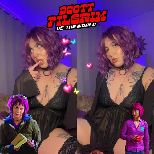 I was playing dress up and my gf told me I look like Ramona Flowers. Do you see it?