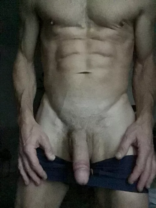 Imagine what these big hands could do to you (58)