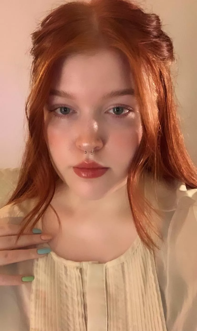 Just a casual face pic 💝 Happy Wednesday!