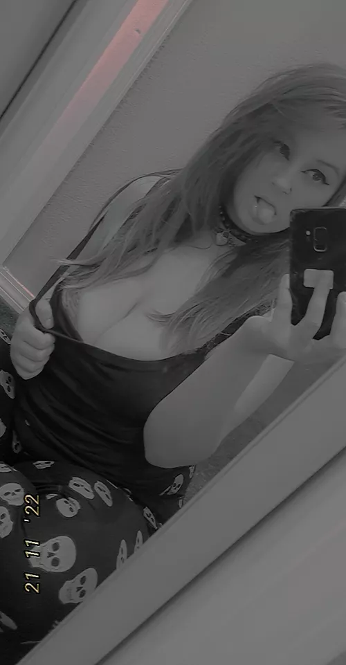 ⚘Kickstart My Heart⚘