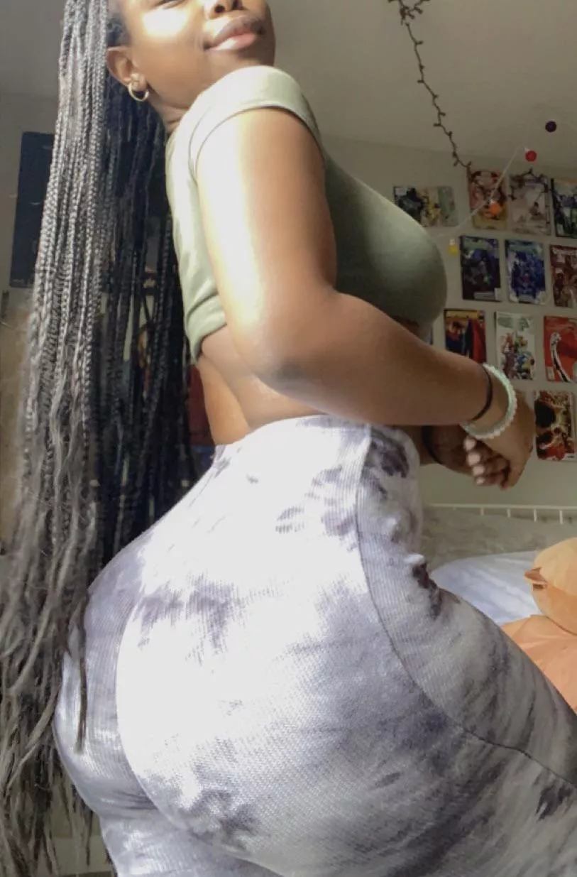 Leggings all day every day