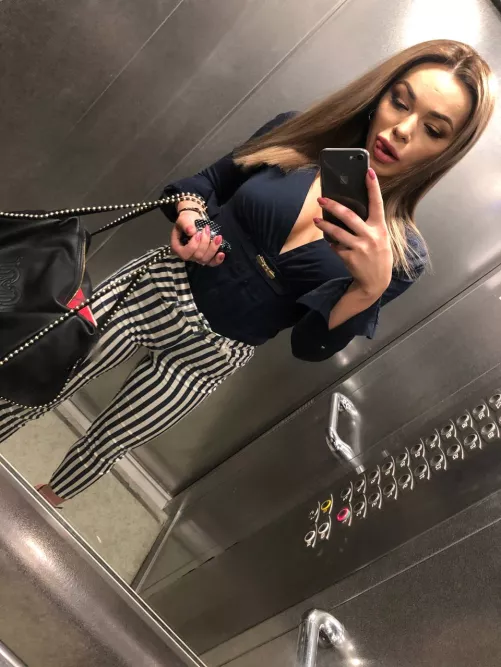 love my deep neckline