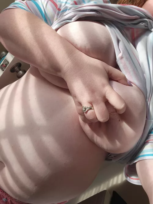 😏 love the lighting