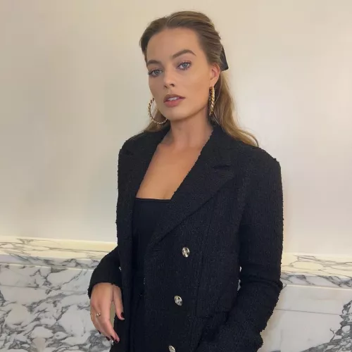 Margot robbie