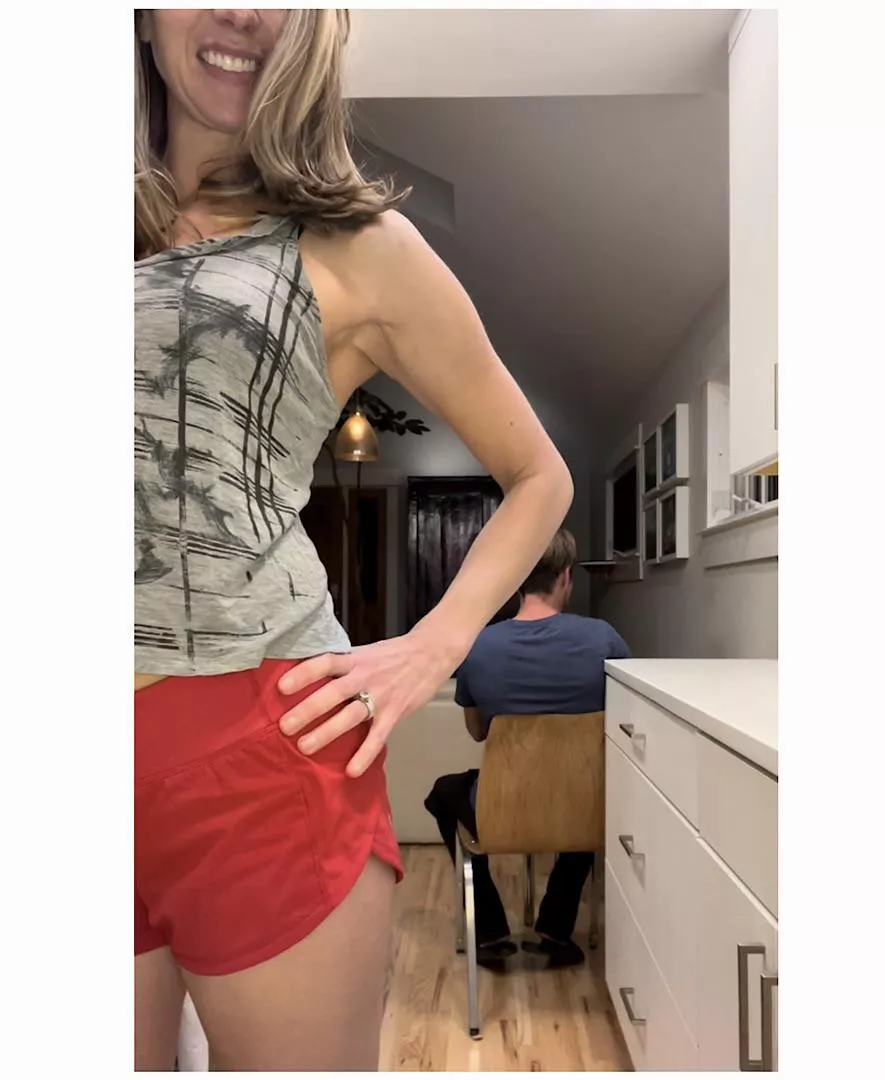 My husband doesn’t know that I like to show off on here! (f)