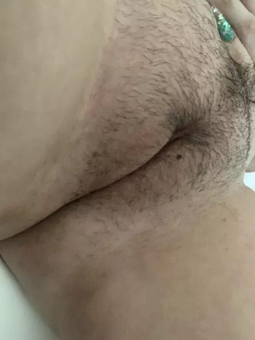 My pussy is so cute when it’s hairy