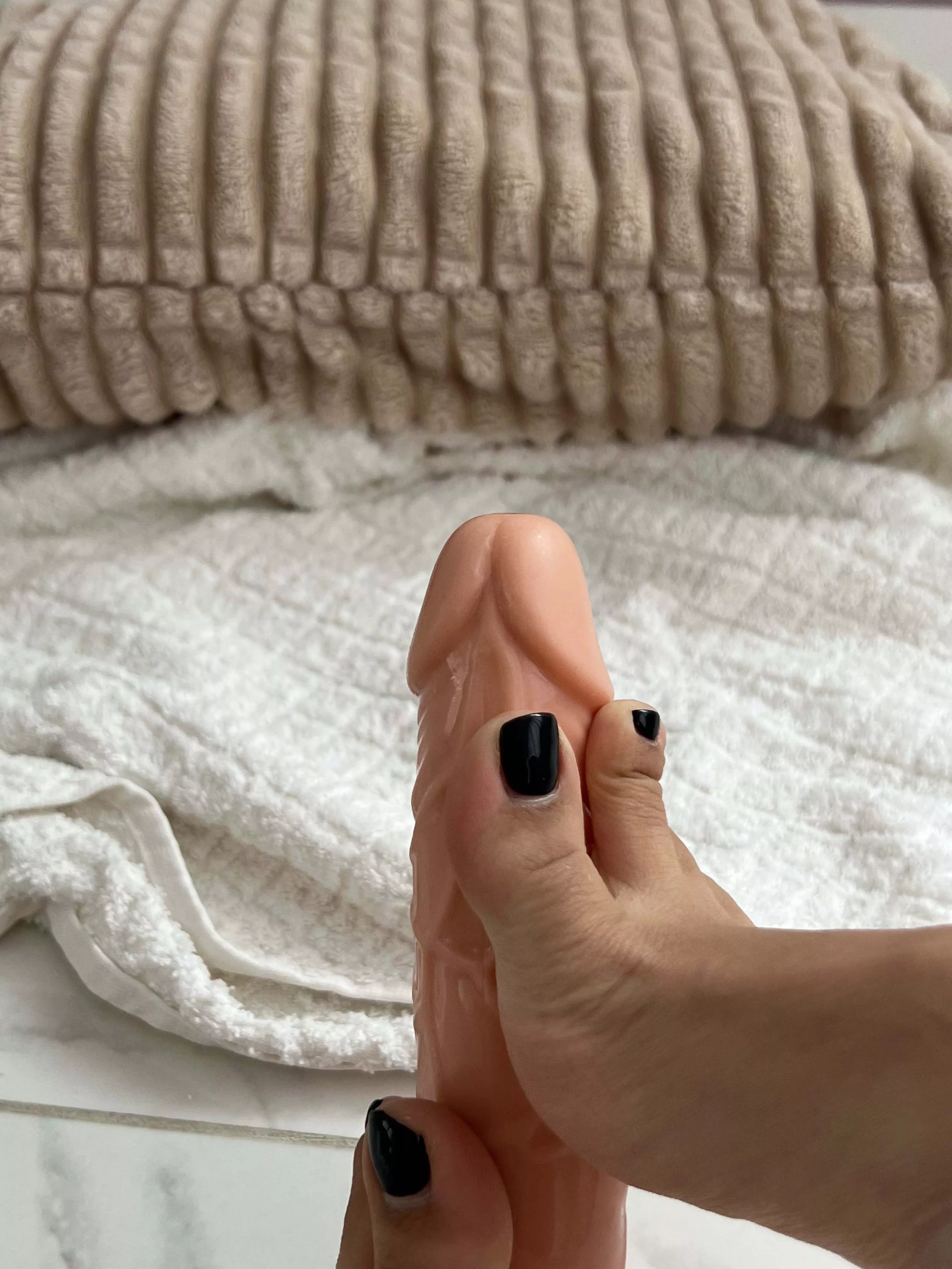 teach me how to draw with my feet