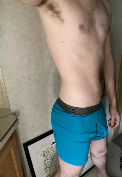 Teach me how to workout 🏋🏻‍♂️