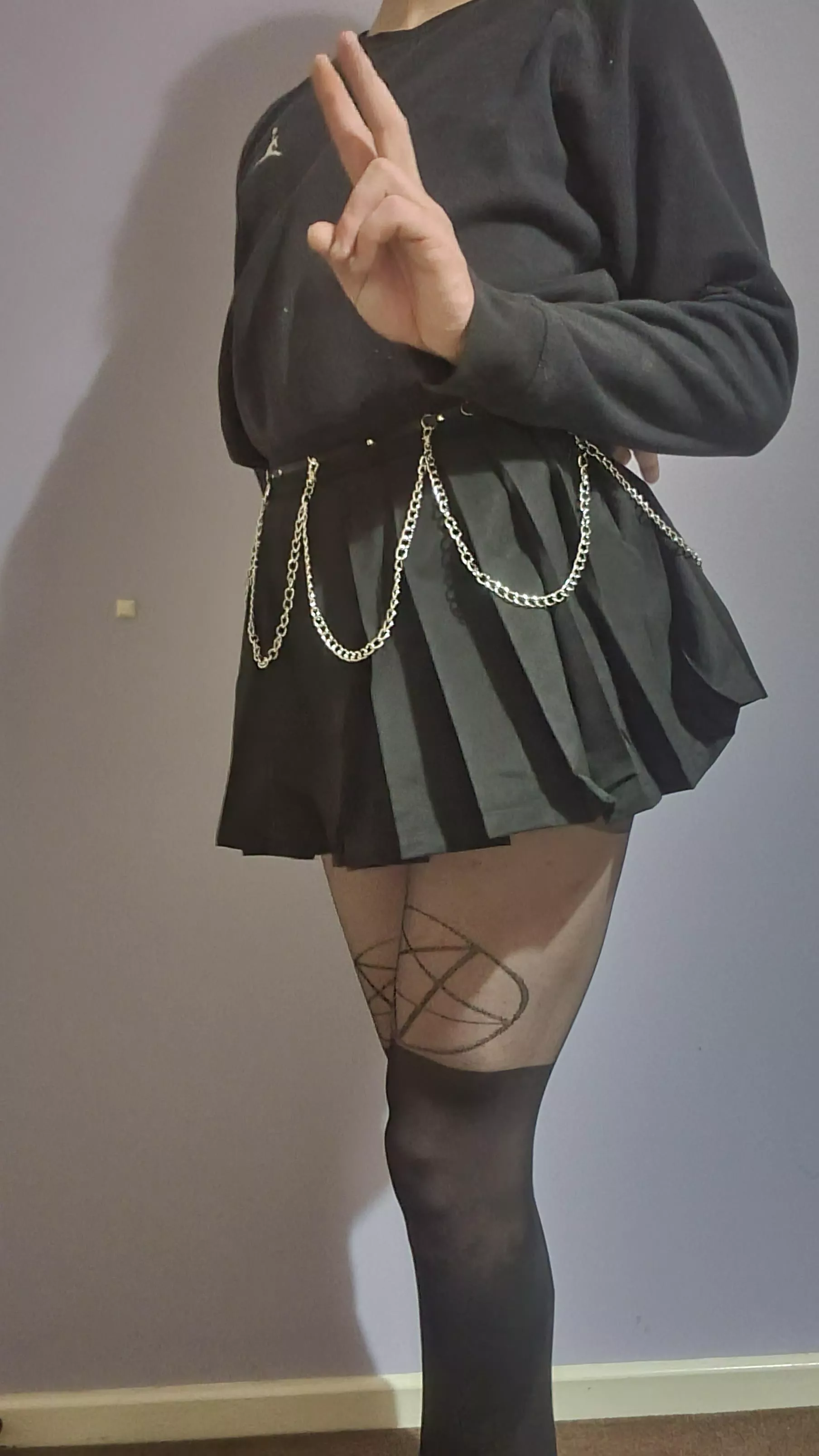 Thighs for the devil 😈