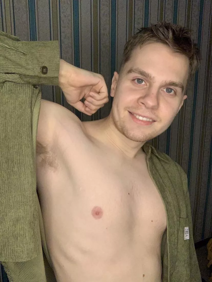 Under the shirt 💪