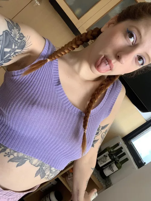 Violet crop top 💜