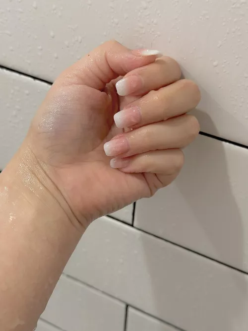 What do you think of my wet nails?