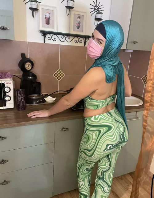 who would like to fuck a lebanese woman ?